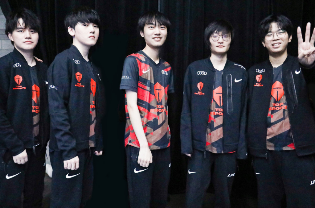 强强对话何 强强对话何