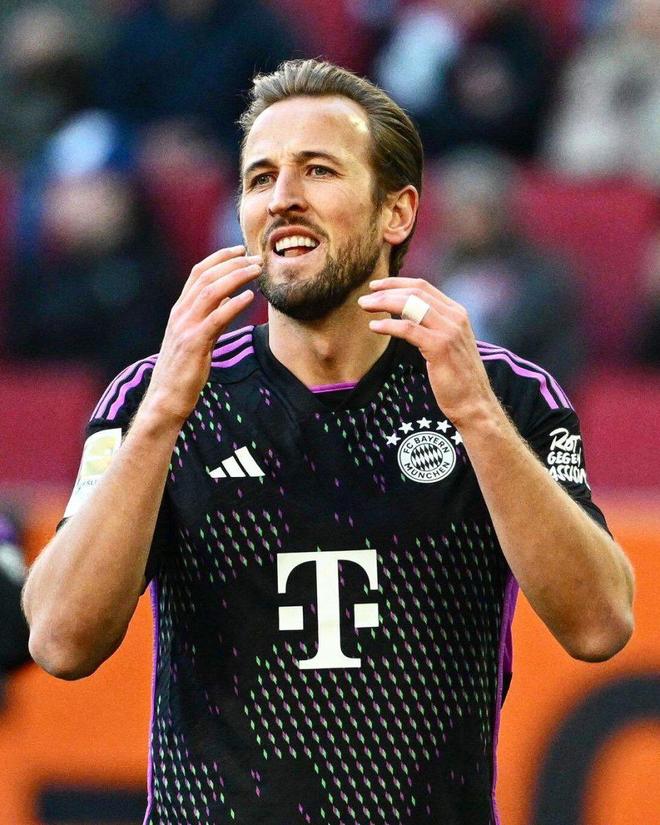 两人各有短 两人各有短