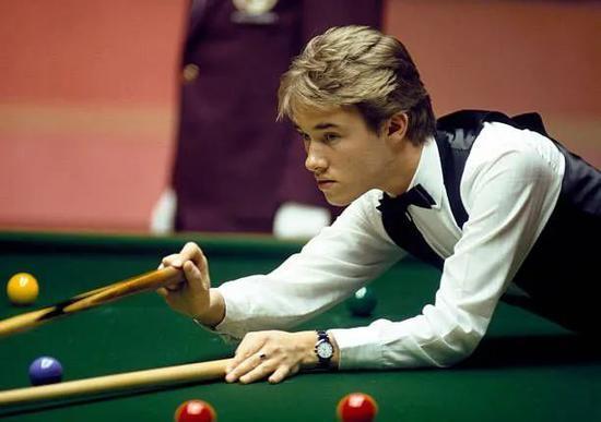 季冲击奖杯 季冲击奖杯